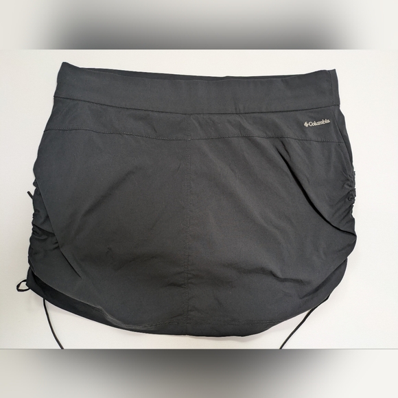 Columbia Women's Active Skort Skirt Color Black Size XL Like New! - Picture 6 of 8